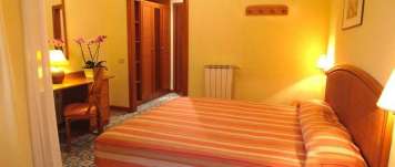 Hotel Ambasciatori - mese di Aprile - Ingresso offerte-Ischia Porto